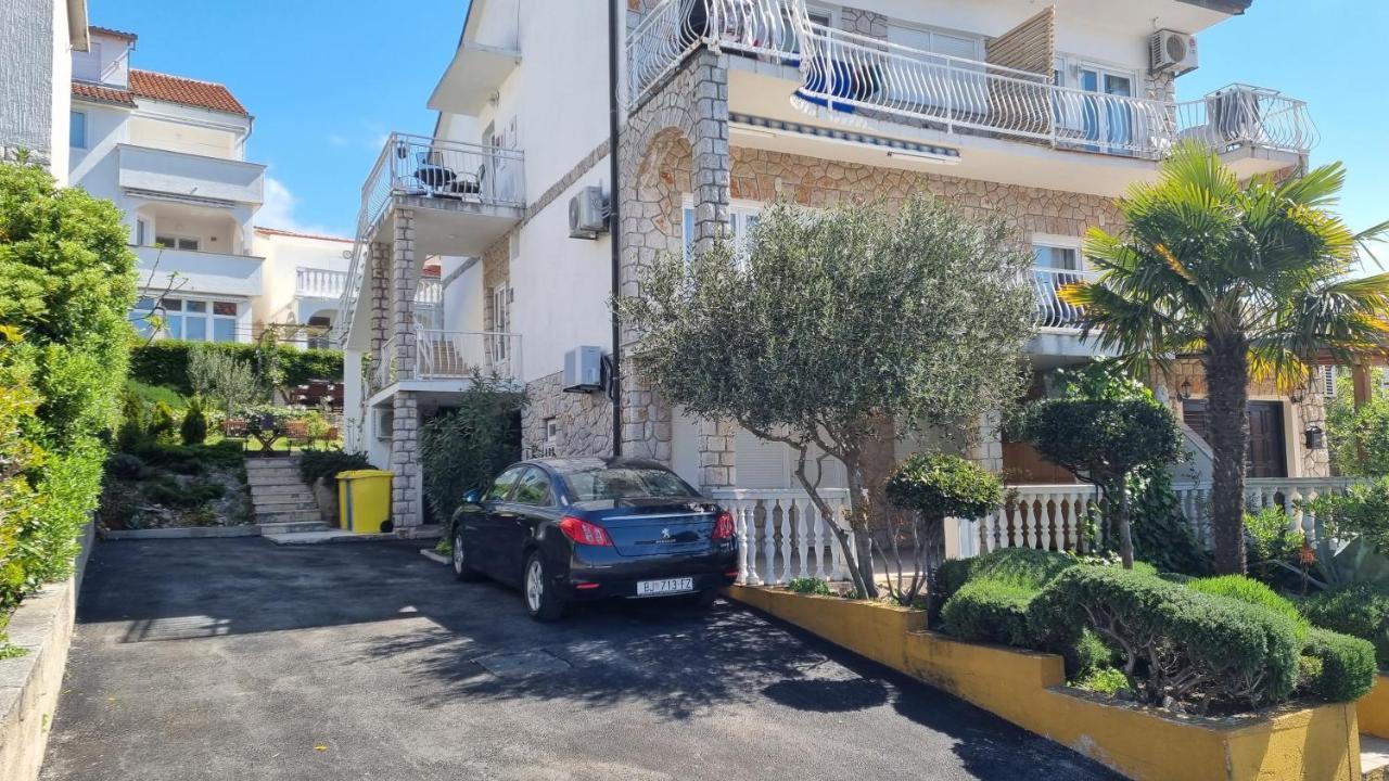 Apartmani Mali Selce Exterior foto